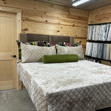 Luxurious Velvet Quilt - RV Fitted or Residential Corners - King and Queen - Washable