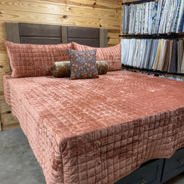 Luxurious Velvet Quilt - RV Fitted or Residential Corners - King and Queen - Washable