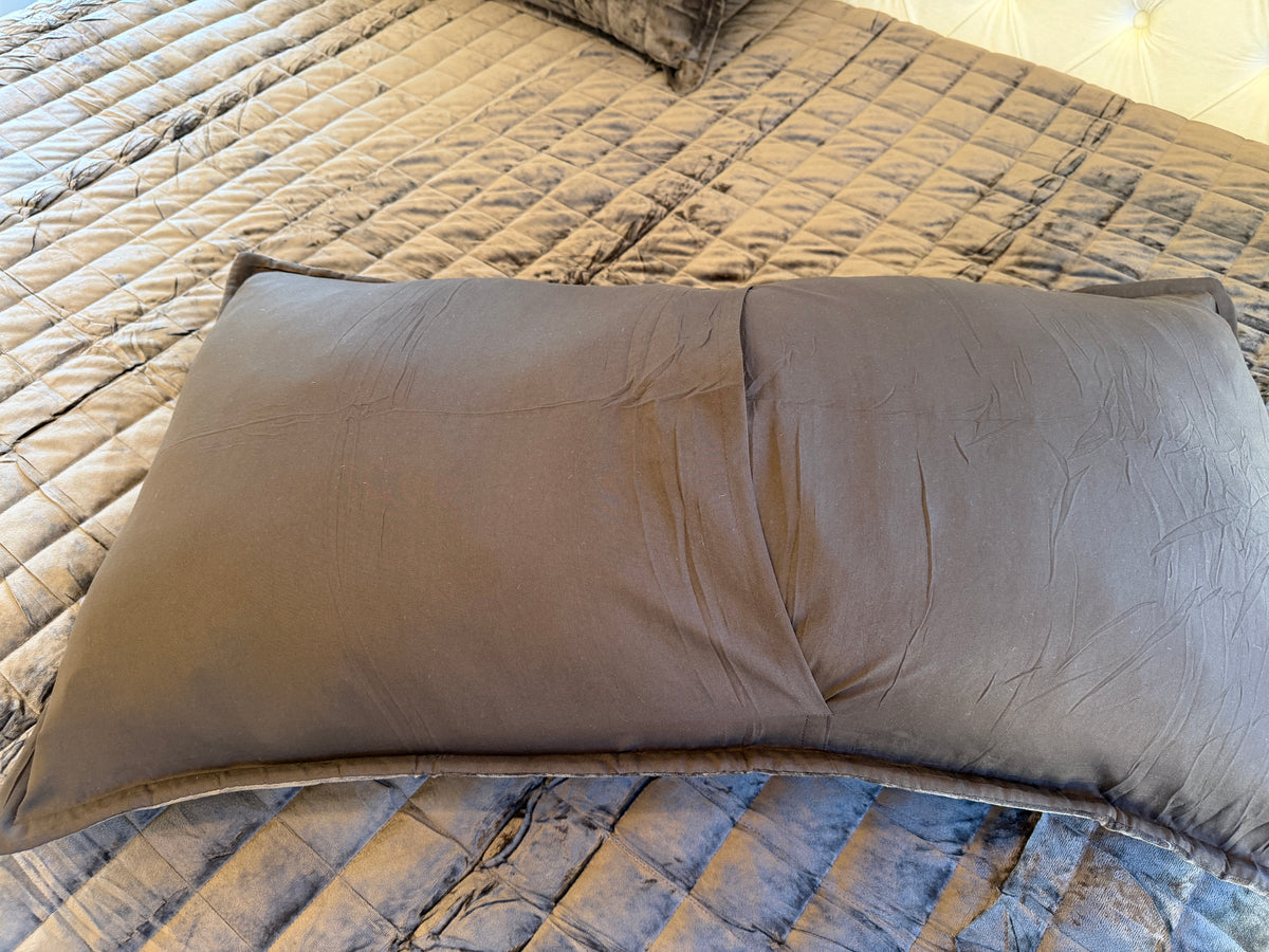 Luxurious Velvet Quilt - RV Fitted or Residential Corners - King and Queen - Washable