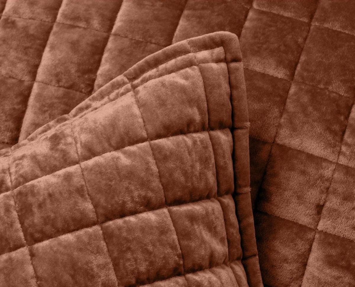 Luxurious Velvet Quilt - RV Fitted or Residential Corners - King and Queen - Washable