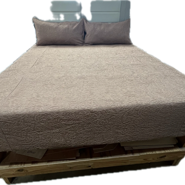 Walnut Bedspread + 2 Pillow Shams