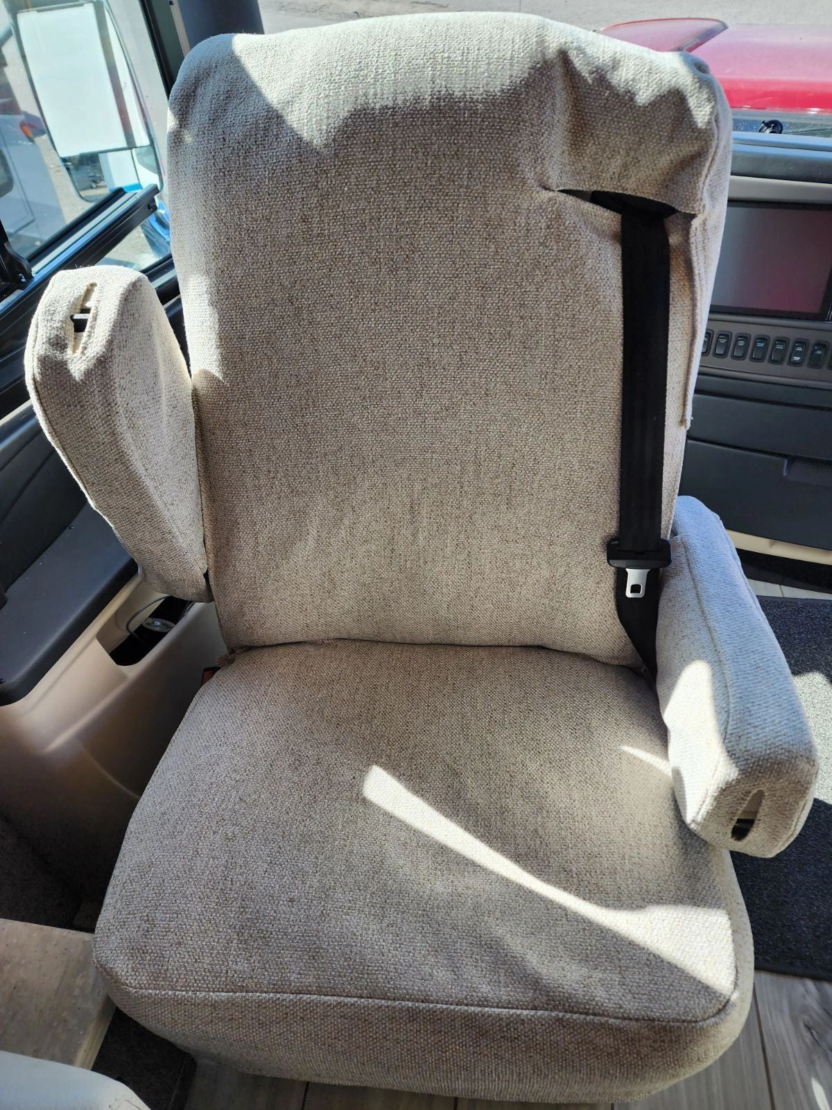 Captain's Chair Cover for Tiffin Class A Coaches- per seat