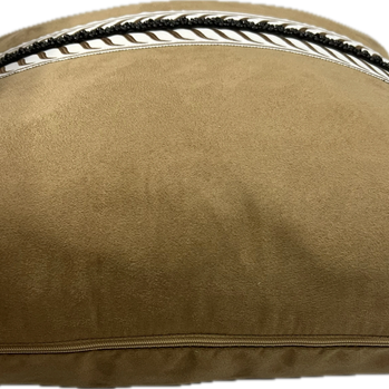 The Safari Pillow