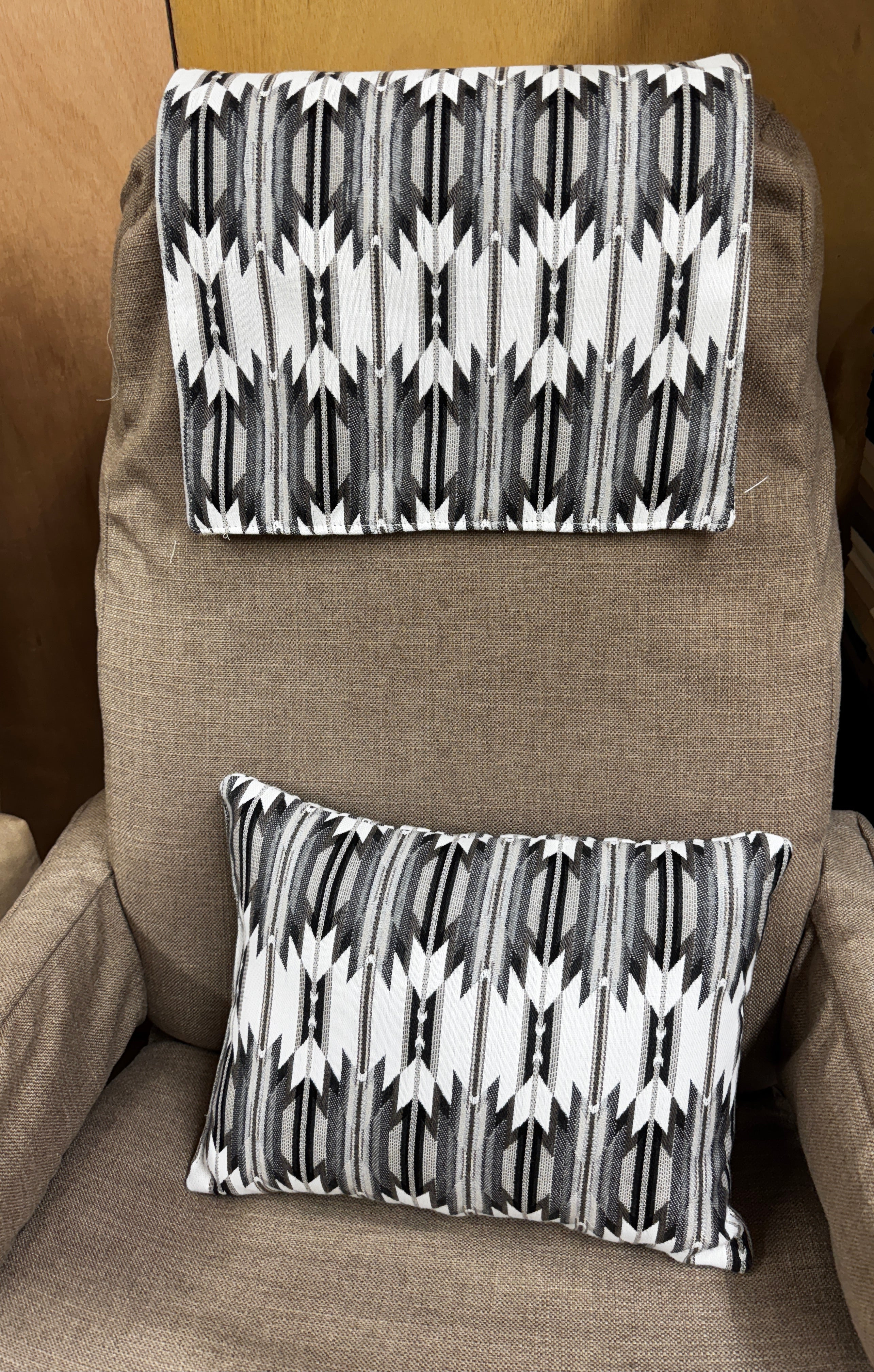 Hit The Road Package - Lumbar Pillow and Scarf- RV Coal Velvet